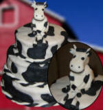 Cow sculpted with fondant icing